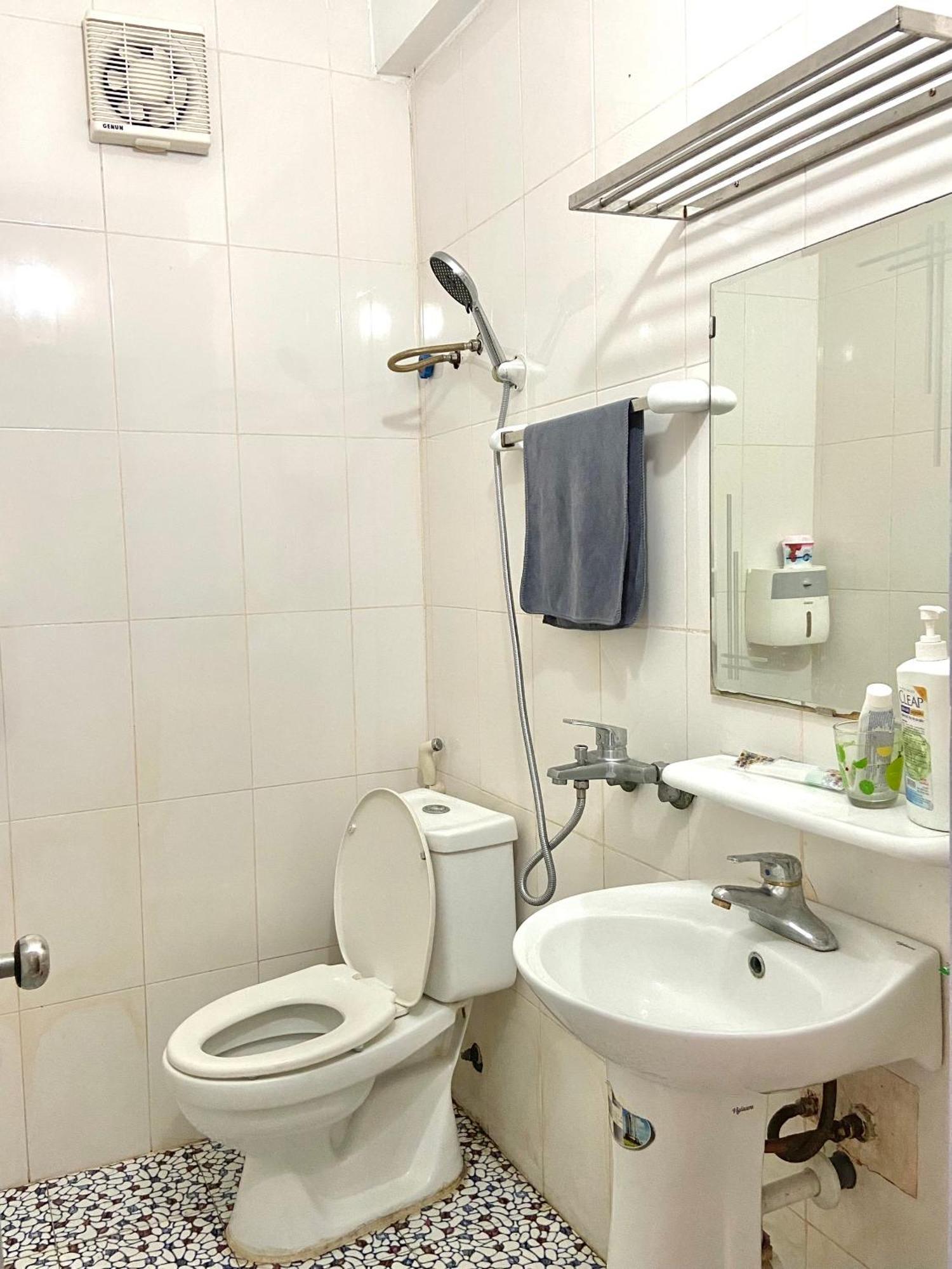 Huong Quynh Homestay Hai Phong Exterior photo